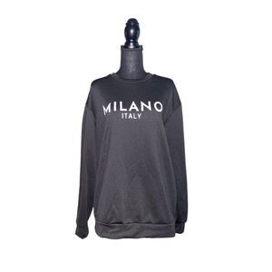 5/25$ ✨ MILANO ITALY Oversized Sweater 🖤🤍